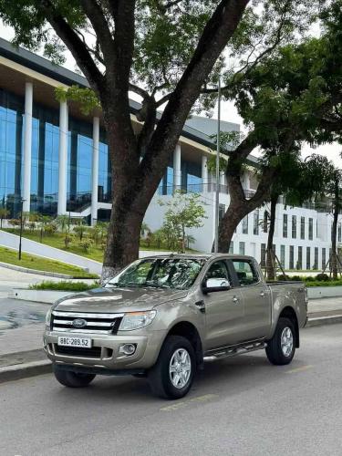 Bán xe Ford Ranger XLT 2014