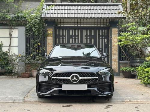 CẦN BÁN Mercedes Benz C300 AMG 2022