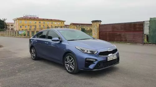 Hàng tuyển Kia Cerato bản premiun 2.0 2019 tự động siêu phẩm hạng C 