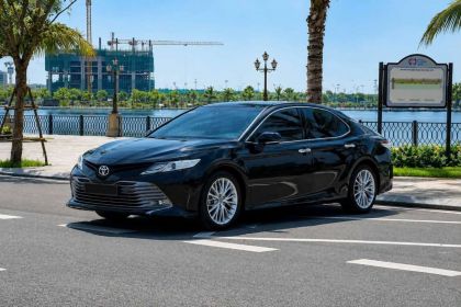 Camry 2.5Q sản xuất 2020 chạy zin 