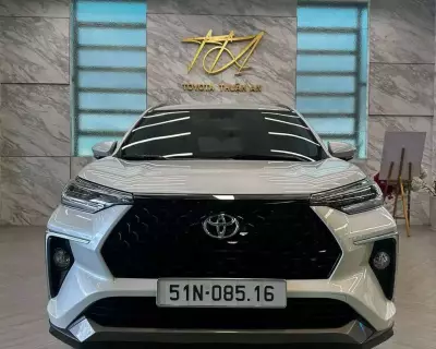 Cho thuê xe Veloz Cross Top 2026 tại Bình Dương