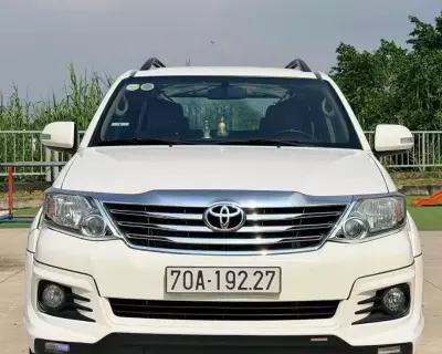 Fortuner bản Sportivo TRD sx 2016 máy xăng