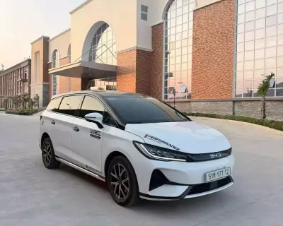 Cho thuê xe BYD M6 tại Vũng Tàu