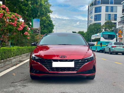 Hyundai Elantra 1.6 AT Đặc Biệt 2022