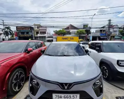 Cho thuê xe VinFast VF7 tại Nha Trang