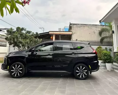 Cho thuê xe Mitsubishi Xpander tại Bình Thạnh