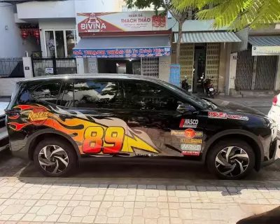 Cho thuê xe VinFast Limo Green tại Nha Trang