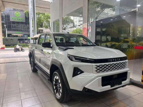 TOYOTA HILUX TRANHUNTER 2026
