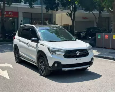 Suzuki XL7 sản xuất năm 2024