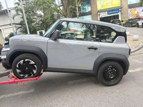 Vf3 plus màu xám giá