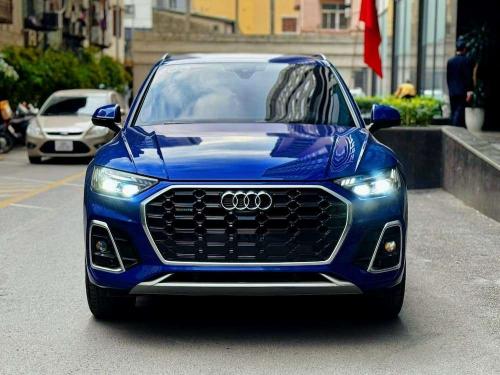 Audi Q5 Sline model 2022 lăn bánh 3v5 km Xanh nội thất Đen 