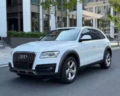 Audi_Q5 Quattro động cơ xăng 2.0L TFSI Sản xuất 11/2016
