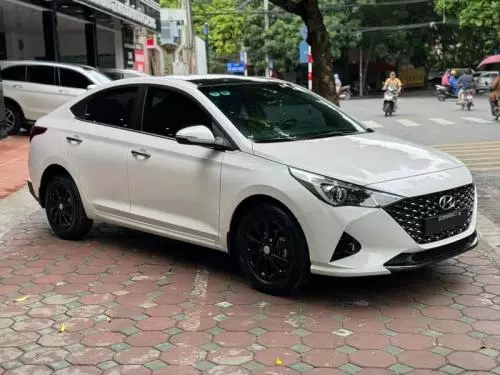 Bán xe Huyndai Accent