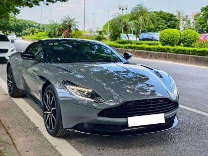 Bán DB11 sx 2021 odo 9000 km