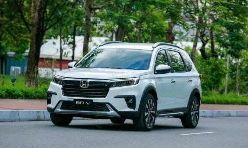 Bán xe BRV L TRẮNG GIAO NGAY, KM 50% TRƯỚC BẠ, VAY 85%