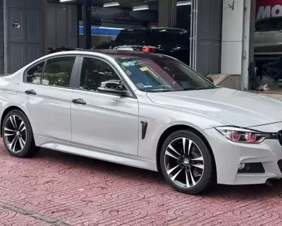 Bmw 320 sx2013 xe chủ gara đã đi 4 năm, chăm kỹ
