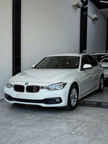 Bán xe BMW 320i 1 chủ từ đầu 2018 Đăng ký T12.2019
