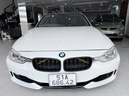 BMW 320i sản xuất 2013 xe rất đẹp đi ít lăn bánh 83000km