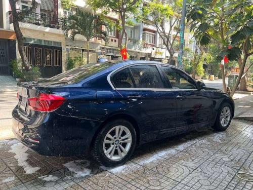 BMW 320i sản xuất 2016 xanh