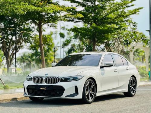 Bán xe BMW 330i M Sport 2023 - Xe lướt đẹp như mới!