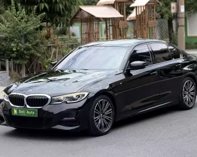 BMW 330i model 2022