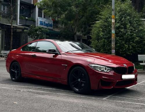 BMW 420i coupe sản xuất 2014 là mẫu coupe 2 cửa