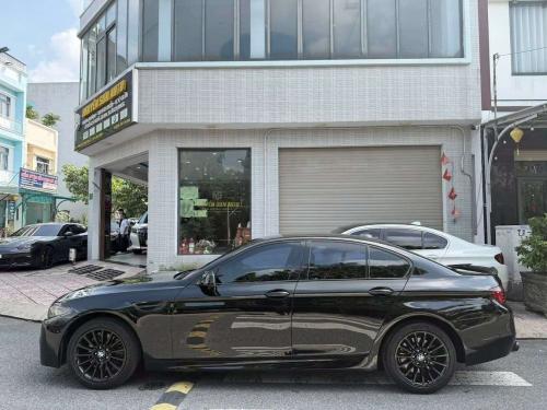 BMW 523i Model 2012 UP Full đồ chơi