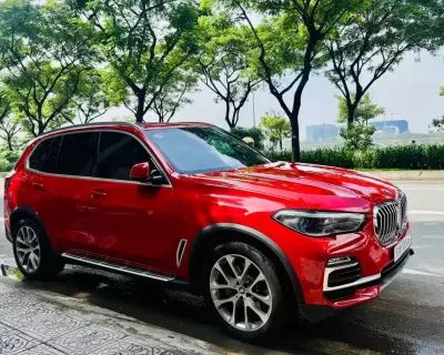 BMW X5 xDrive40i xLine Plus sản xuất 2021 odo 5,4v