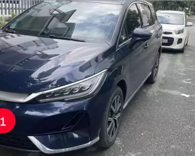 BYD M6 odo 5v giá 6xx