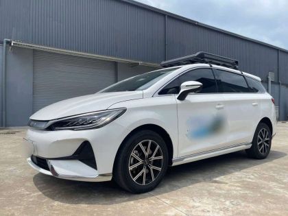 BYD M6 Trắng - 2025 