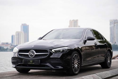 C200 Plus bản V1 sx2022 Màu đen/Nội thất nâu  Odo: 3v6 