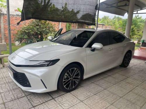 Camry 2.0 2024 dk 2025