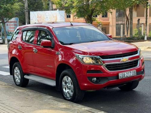 CHEVROLET TRAiLBLA 7 chỗ số sàn máy dầu