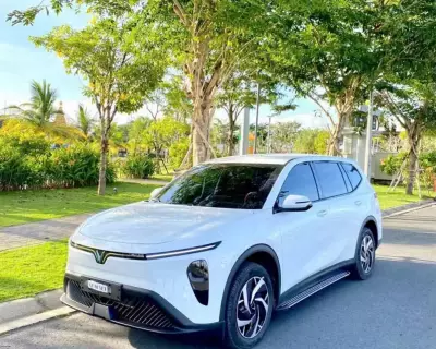 CHO THUÊ XE ĐIỆN TỰ LÁI tại CẦN THƠ - Limo Green - VF3 - VF5 - VF6
