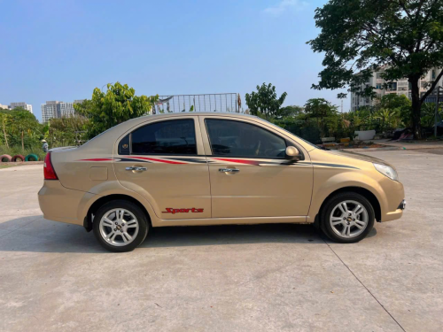 Bán xe Chevrolet Aveo 2016