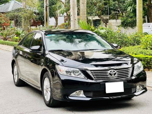Bán xe Toyota Camry 2014 2.0E bảo dưỡng Toyota
