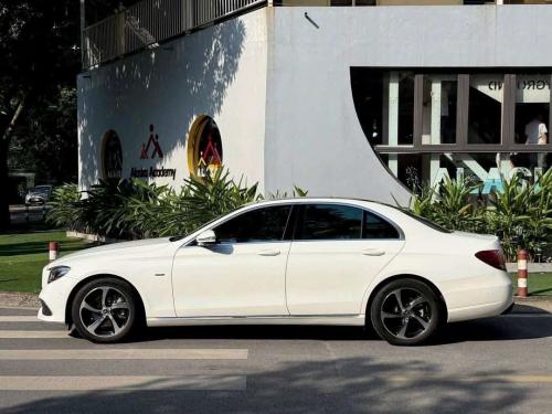 E200_Sport sản xuất 2019 Trắng ghế nâu
