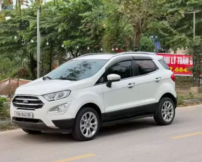 EcoSport  Đời 2019 xăng ăn có 4-5l/100km
