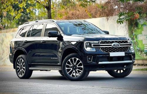 EVEREST 4x4 PLATINUM sxuat 2025 , xe 1 chủ Hà Nội