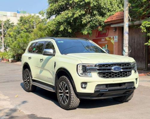 Ford Everest Platinum 2022, 1 chủ sử dụng