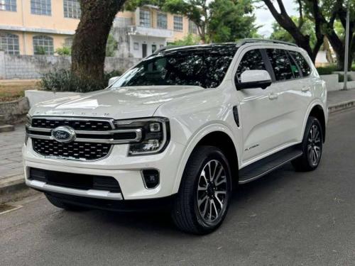 EVEREST PLATIUM 4x4 2025 