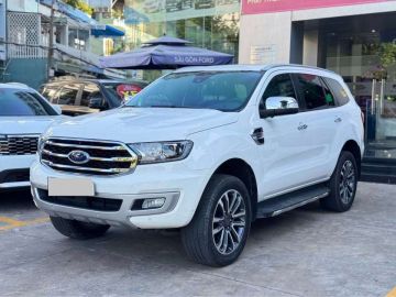 EVEREST TITANIUM 4x4 2019