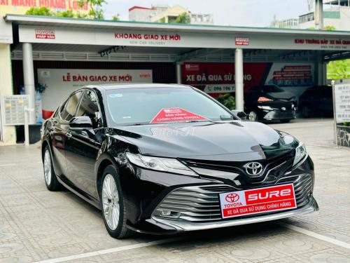 Bán xe Toyota Camry 2.5Q 2020 bảo hành Toyota