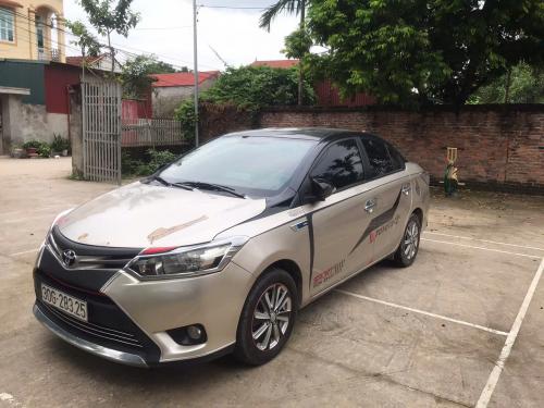 Chính chủ bán xe Toyota vios E 2017 số sàn