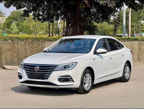 MG5 MT – Sedan chuẩn phong cách
