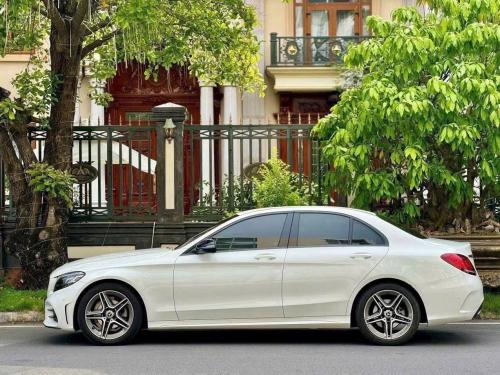 Mercedes C180 AMG 2021