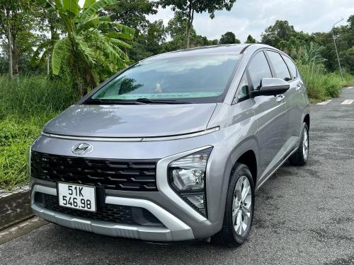 Huyndai Stagazer 1.5AT 2022