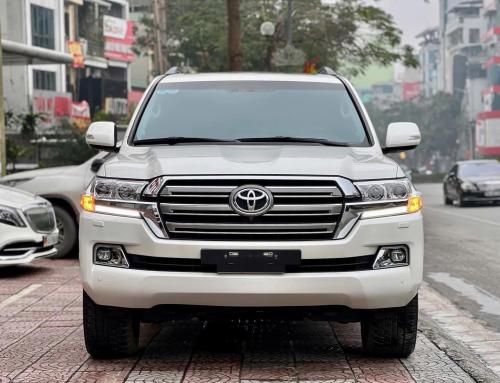 Toyota Land Cruiser LC200 2020