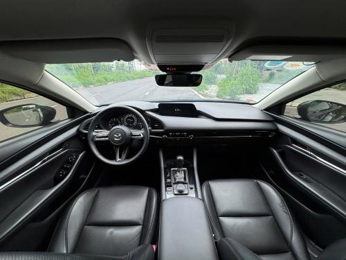Mazda 3 1.5AT Luxury 2021
