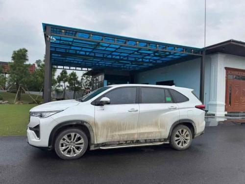 Toyota Innova HEV 2025